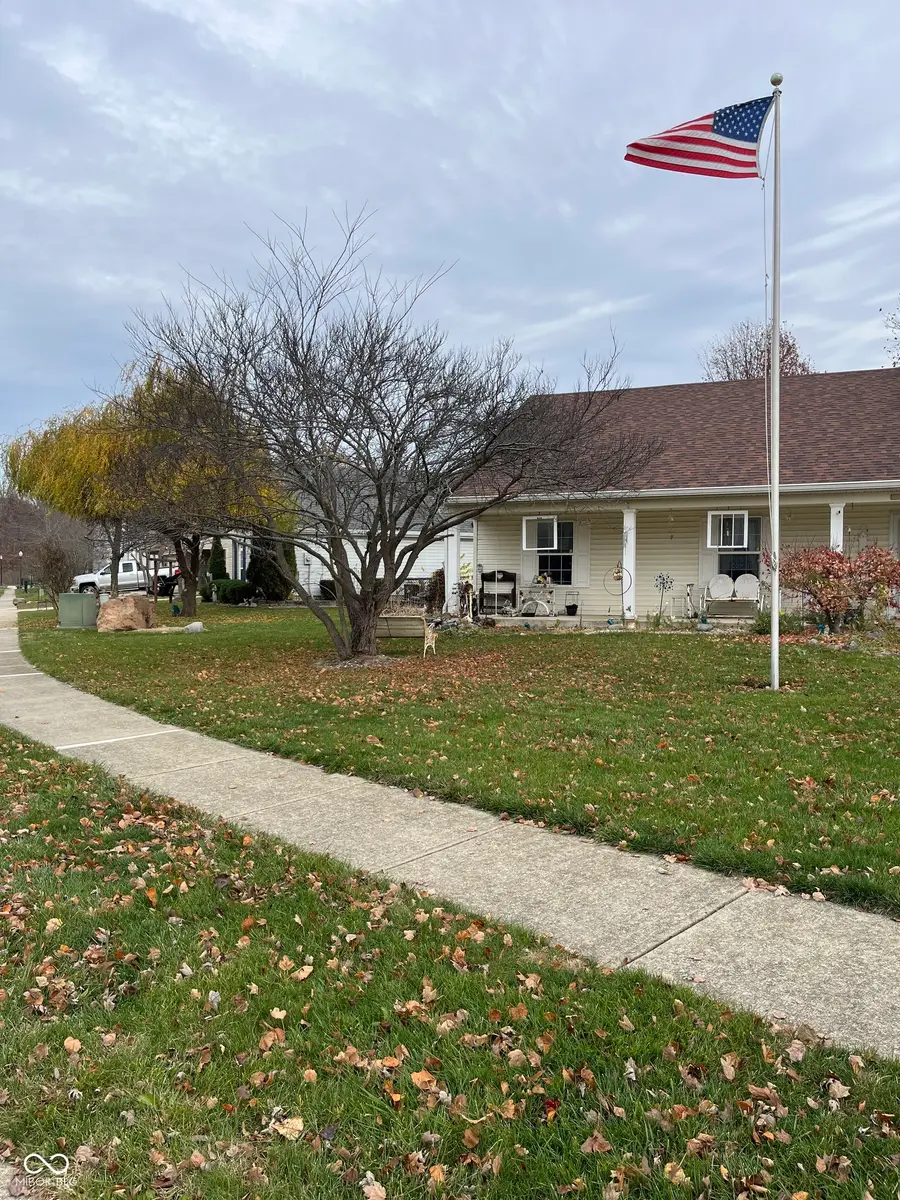 4613 Pantina Way, Indianapolis, IN 46237 - Image #2