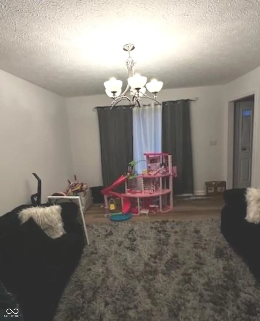 7917 Daylily Drive, Indianapolis, IN 46237 - Image #3