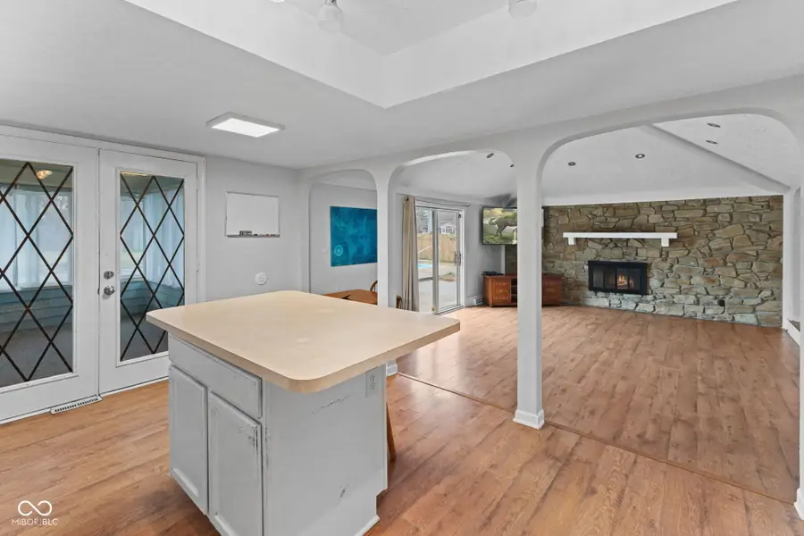 482 S Restin Road, Greenwood, IN 46142 - Image #2