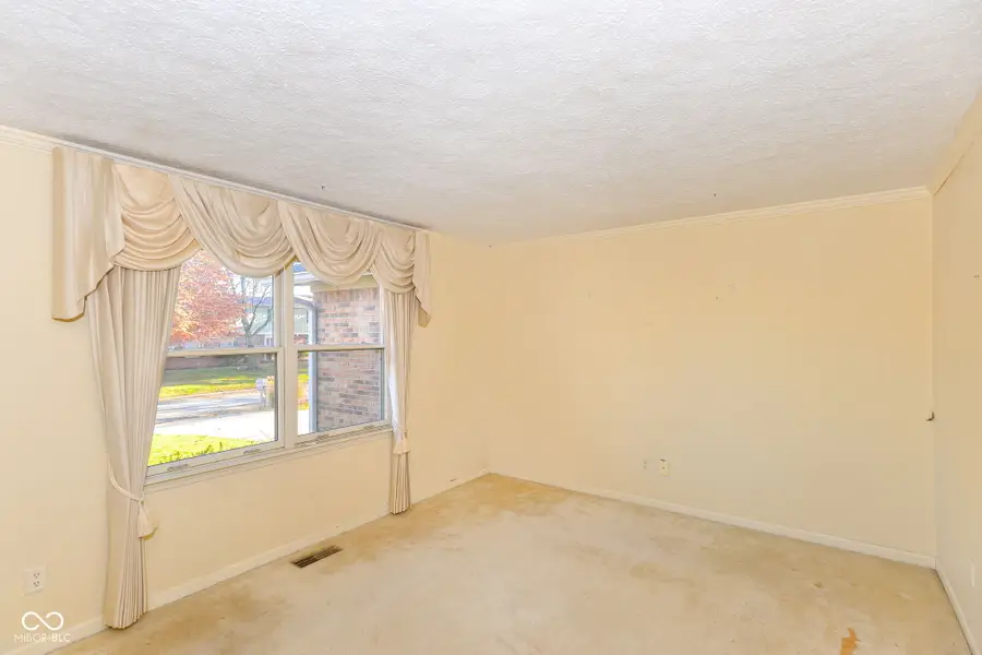 6035 Buckskin Court, Indianapolis, IN 46250 - Image #3