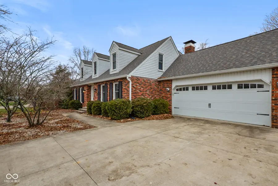730 Rocky Ford Road, Columbus, IN 47203 - Image #2