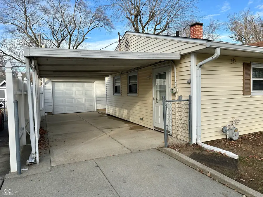 7326 Twin Beech Drive, Indianapolis, IN 46226 - Image #2