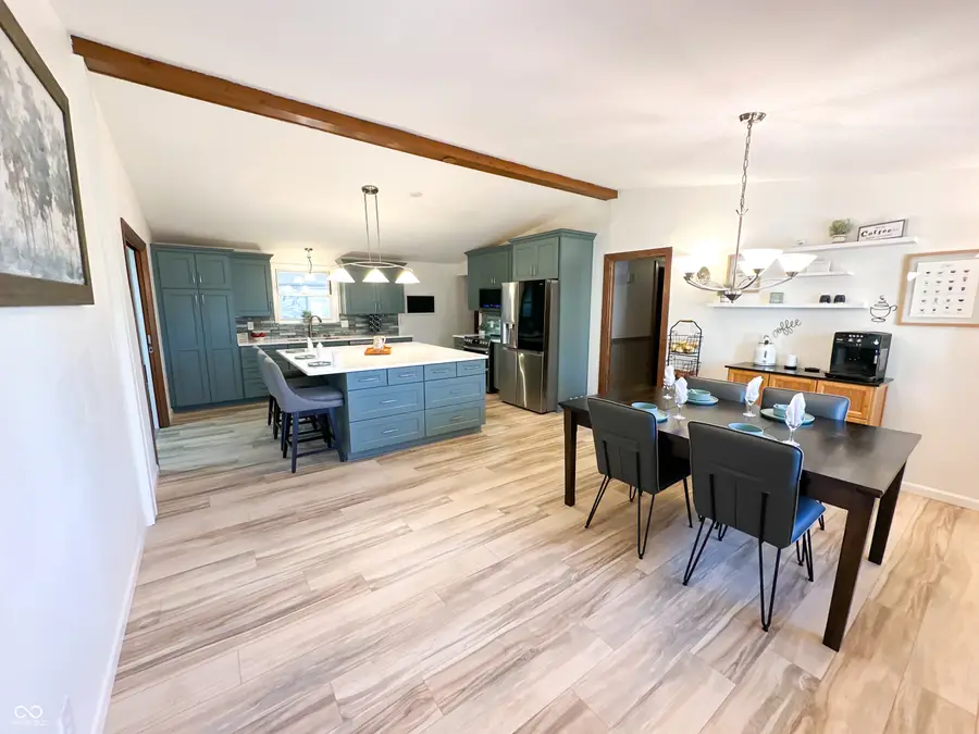 645 Sycamore Court, Zionsville, IN 46077 - Image #3