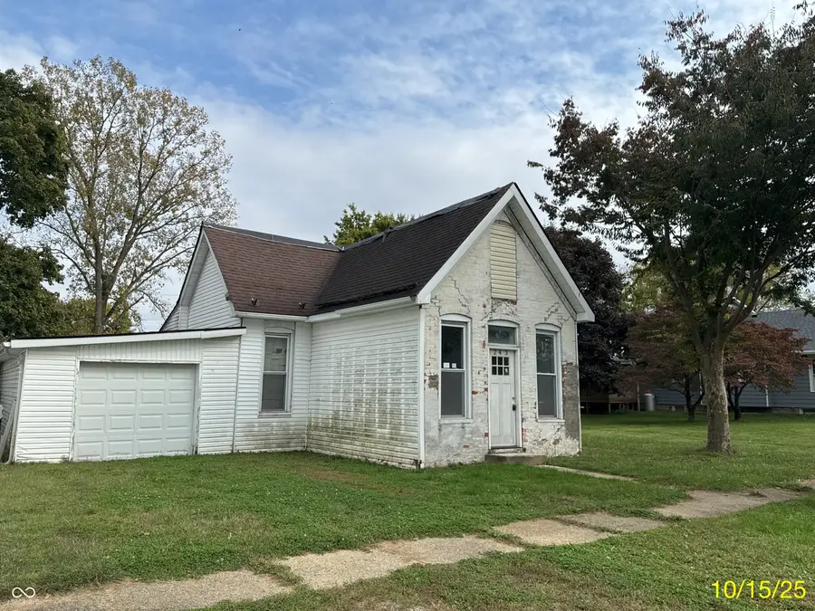 263 S Carthage Road, Charlottesville, IN 46117 - Image #2