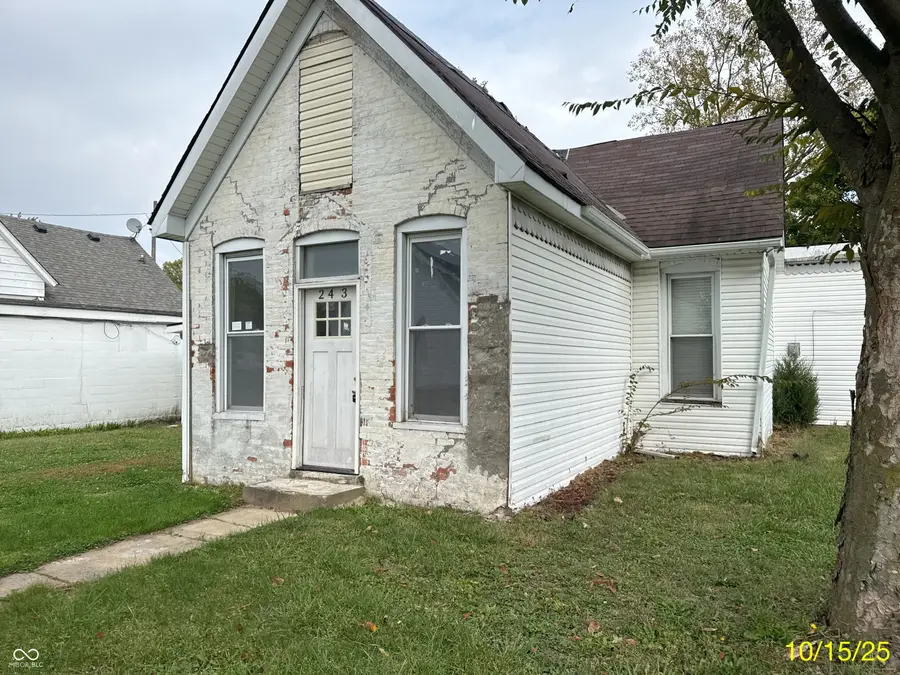 263 S Carthage Road, Charlottesville, IN 46117 - Image #3