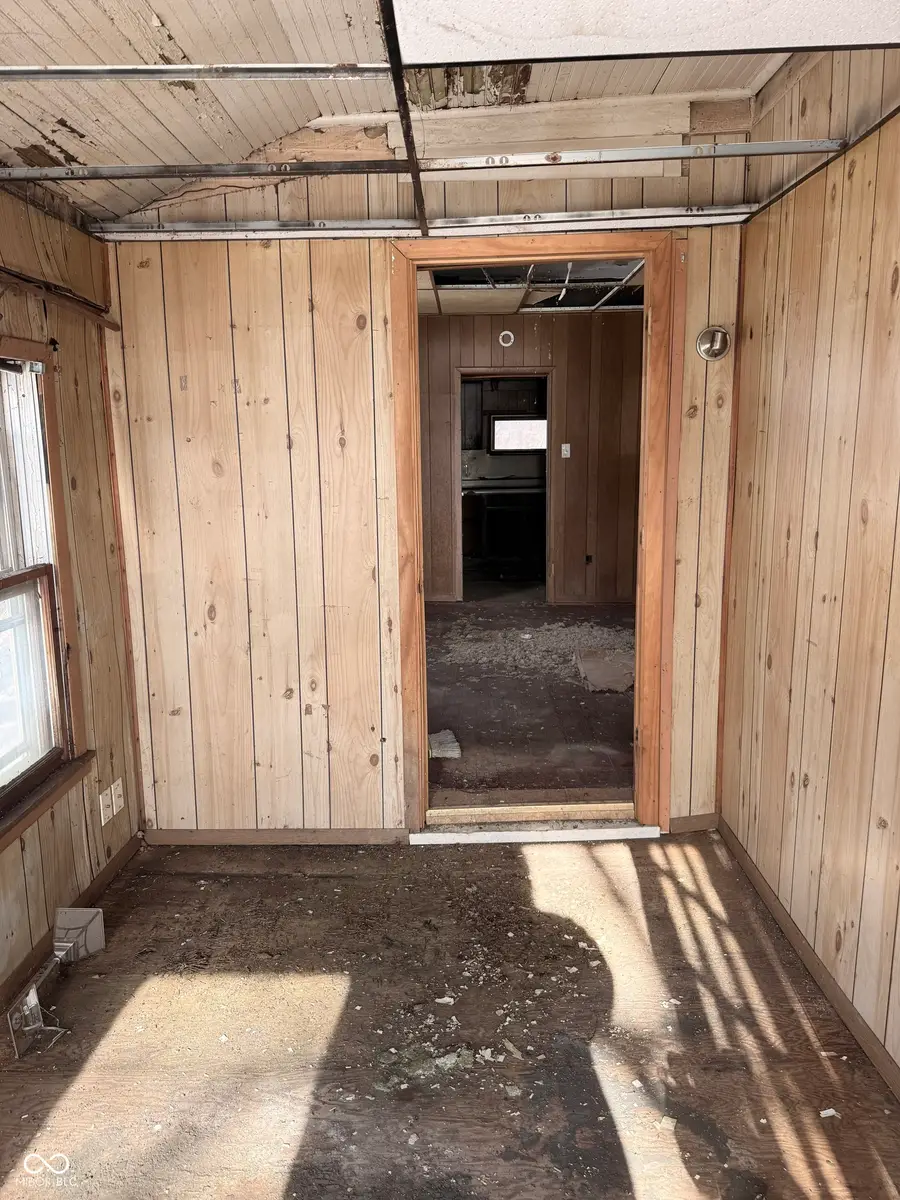 211 E Sherman Street, Marion, IN 46952 - Image #2