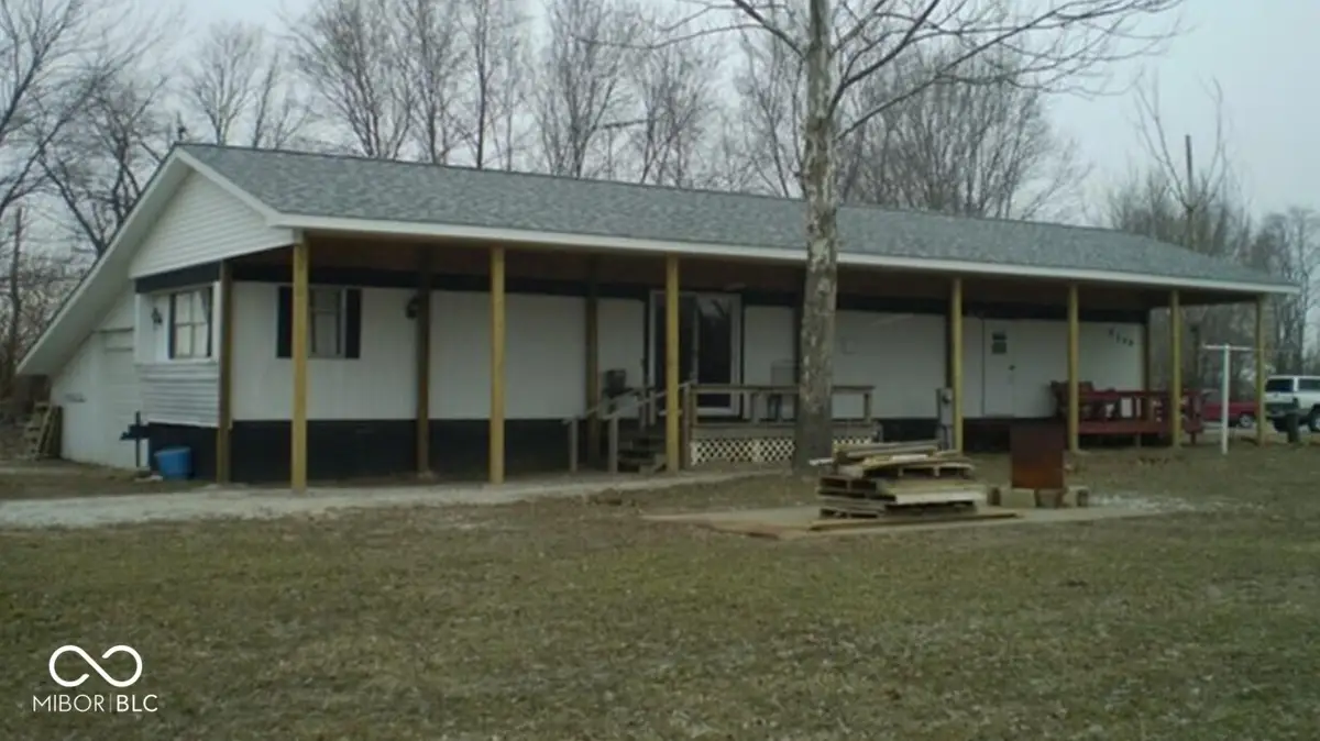 6149 S Kats Place, Terre Haute, IN 47802 - Image #1