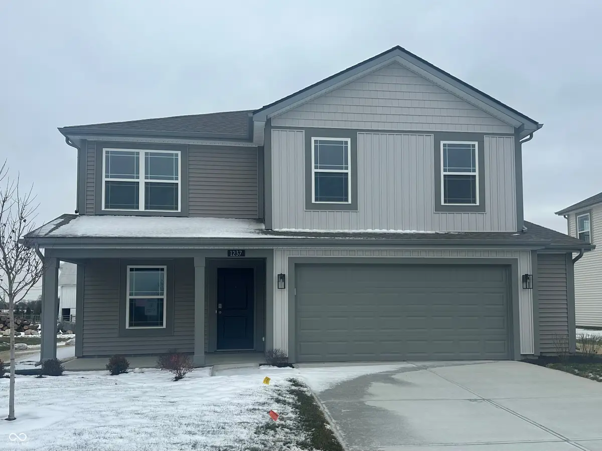 1237 Simms Lane, Greenfield, IN 46140 - Image #1