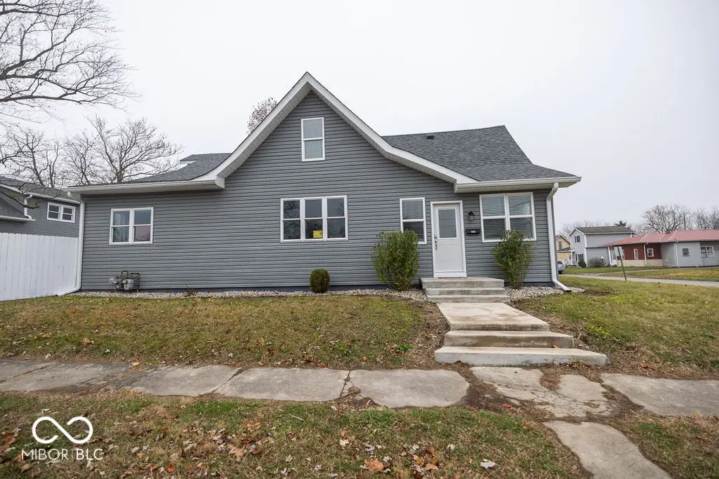 1000 S B Street, Elwood, IN 46036 - #1