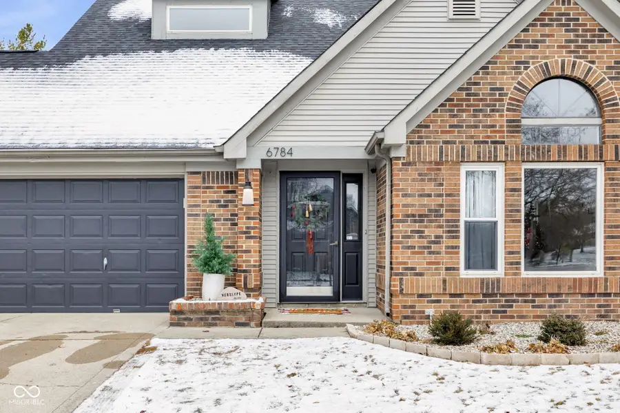 6784 Cherry Blossom West Drive, Fishers, IN 46038 - Image #3