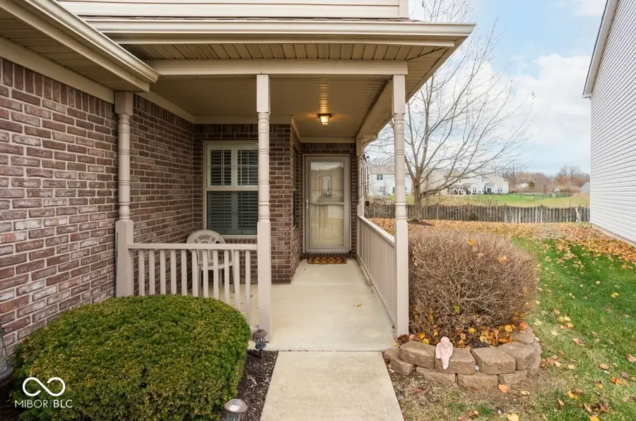 902 Amesbury Court, Indianapolis, IN 46217 - Image #3
