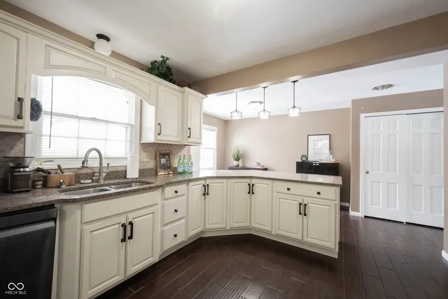 8720 Ellington Drive, Indianapolis, IN 46234 - Image #3