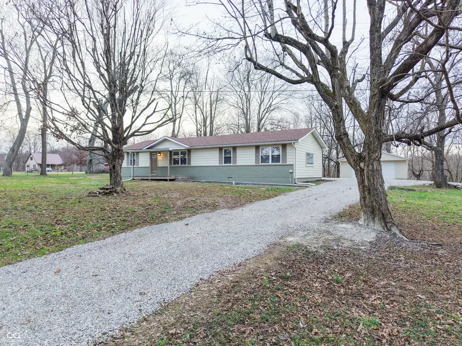 9060 N County Road 740 E, Butlerville, IN 47223 - Image #2