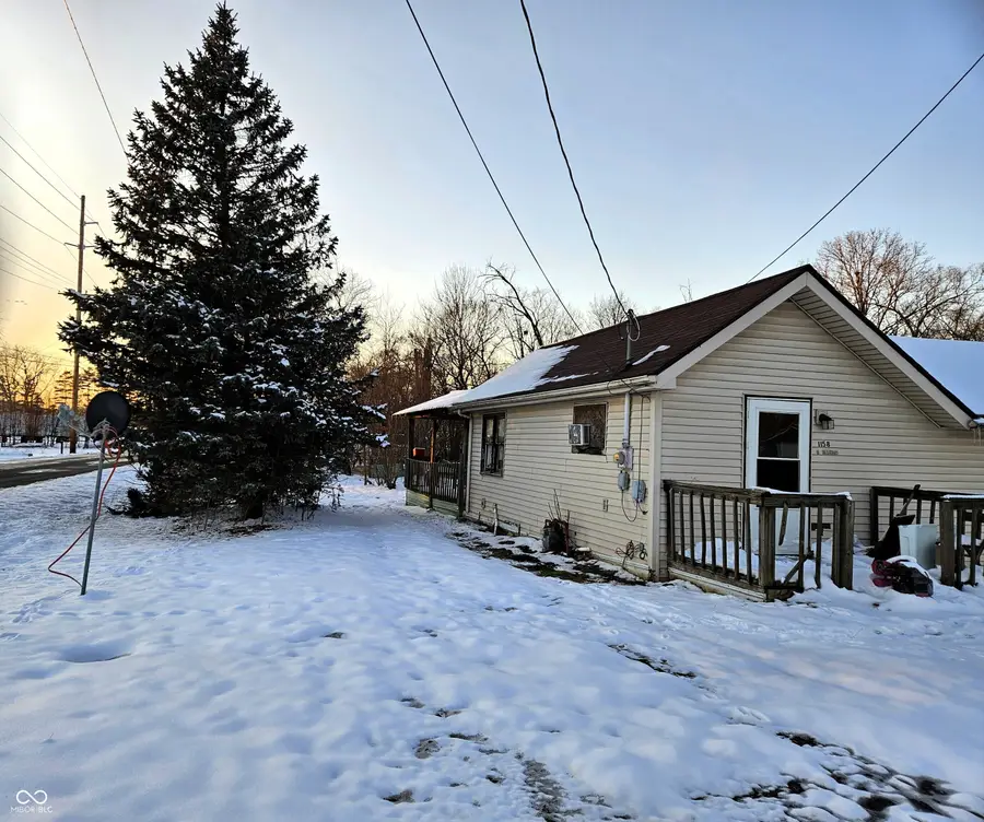 1158 N Brewer Avenue, Delphi, IN 46923 - Image #2