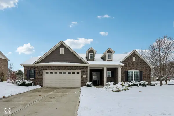 3741 Woodvine Drive, Bargersville, IN 46106