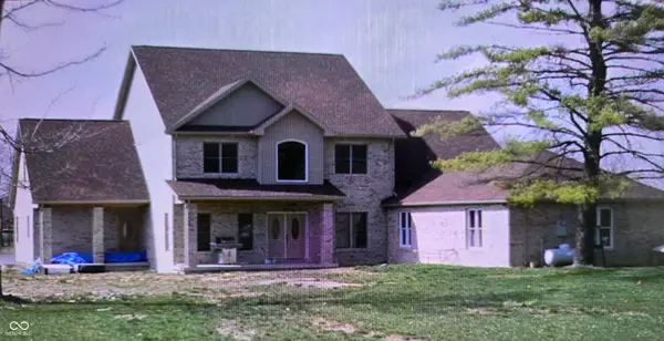 4145 E Private Road 450 S, North Vernon, IN 47265