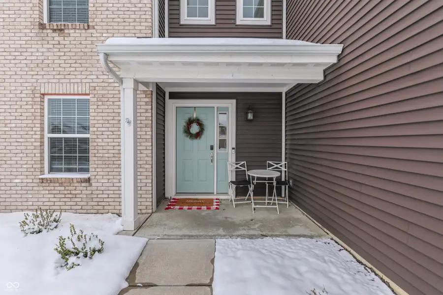 814 Cherry Tree Lane, Greenwood, IN 46143 - Image #2