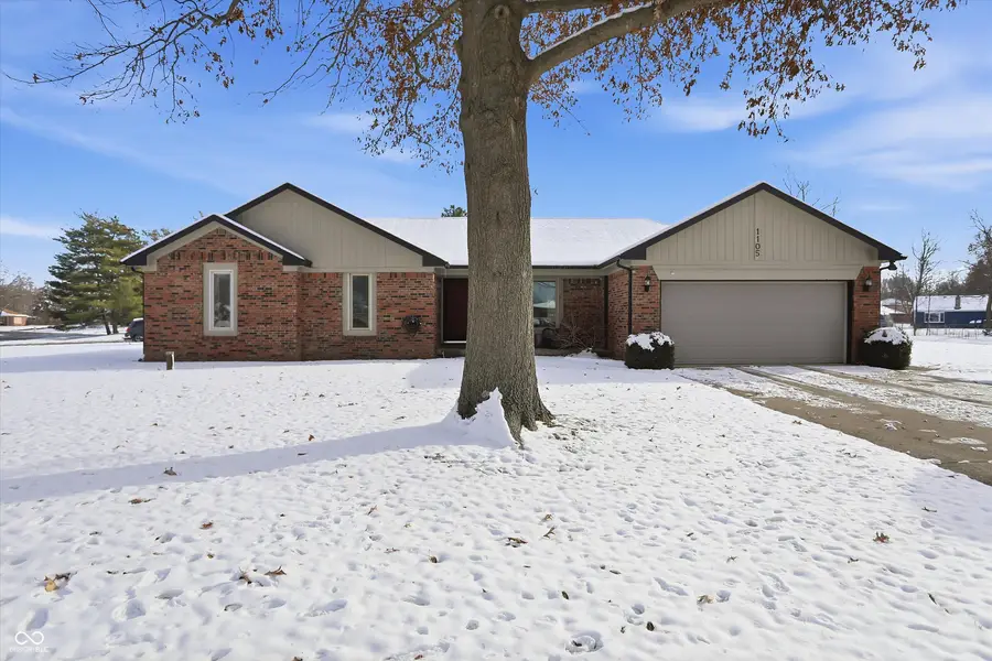 1105 Fox Trail Drive E, New Palestine, IN 46163 - Image #3