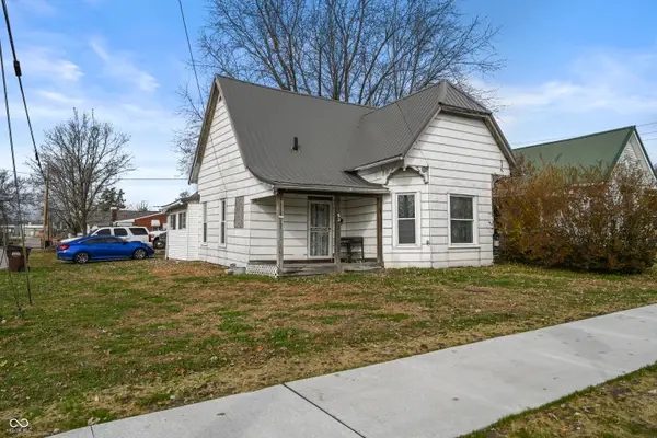 52 W Poplar Street, North Vernon, IN 47265