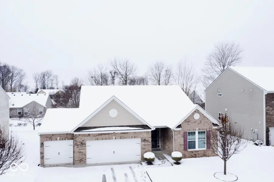 1566 Valdarno Drive, Greenwood, IN 46143 - Image #2