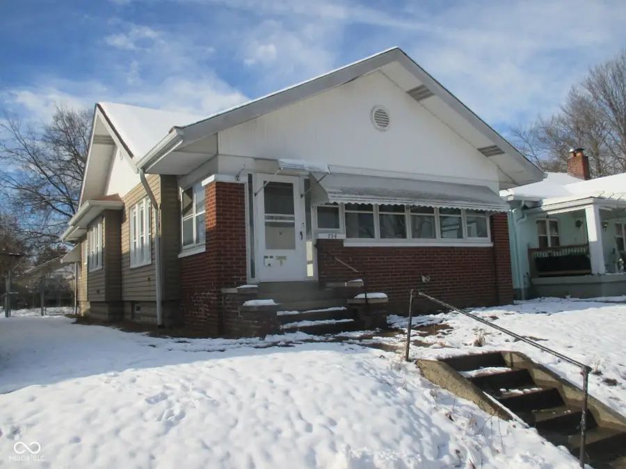 726 N Chester Avenue, Indianapolis, IN 46201 - Image #2