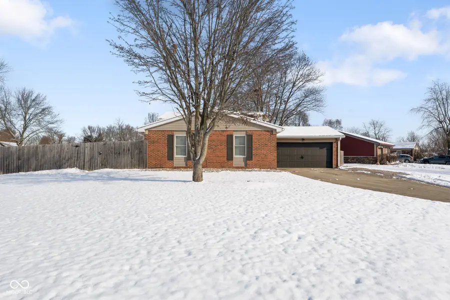 1546 Beckett Drive, Shelbyville, IN 46176 - Image #2