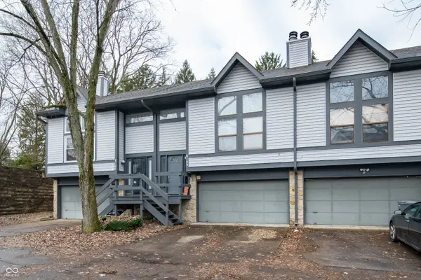 8109 Valley Farms Trail, Indianapolis, IN 46214