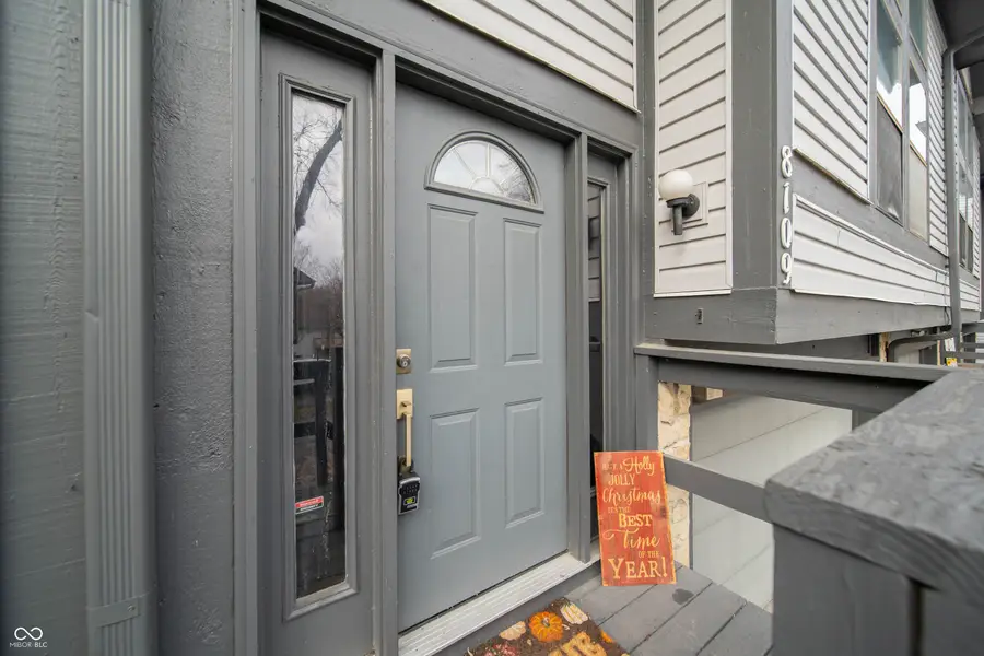 8109 Valley Farms Trail, Indianapolis, IN 46214 - Image #3