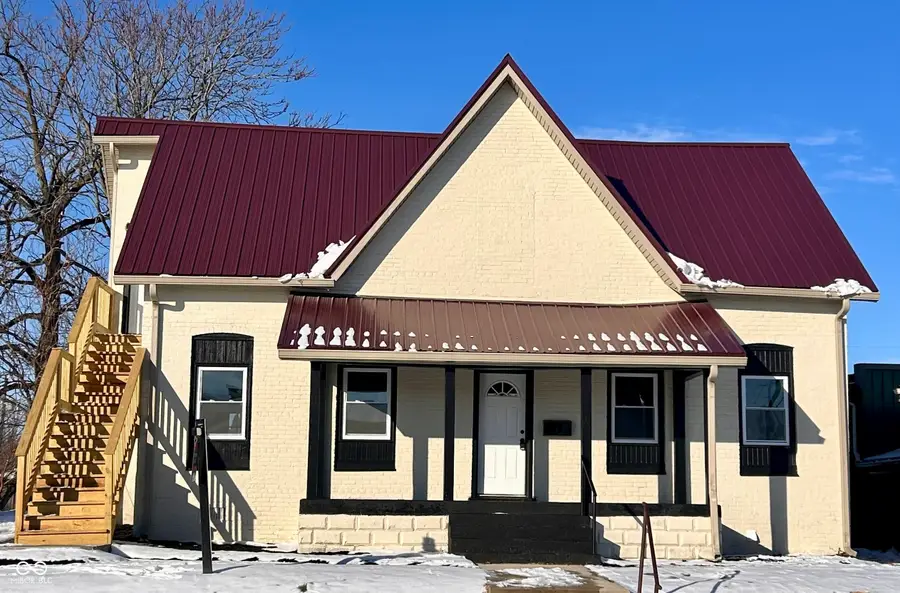 812 E College Street, Crawfordsville, IN 47933 - Image #2