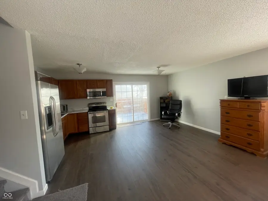 9460 Burrwood Circle, Indianapolis, IN 46235 - Image #2