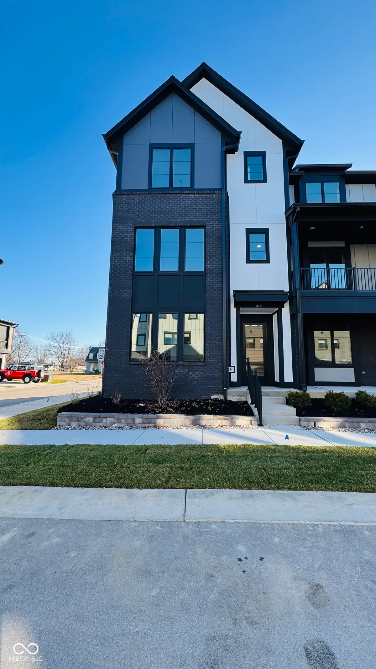 189 Midland Trace Loop, Westfield, IN 46074 - Image #1