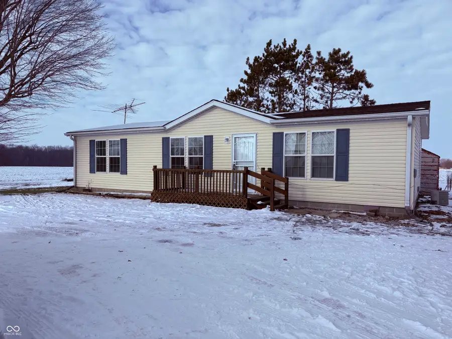 10748 E 300 S, Crawfordsville, IN 47933 - Image #2