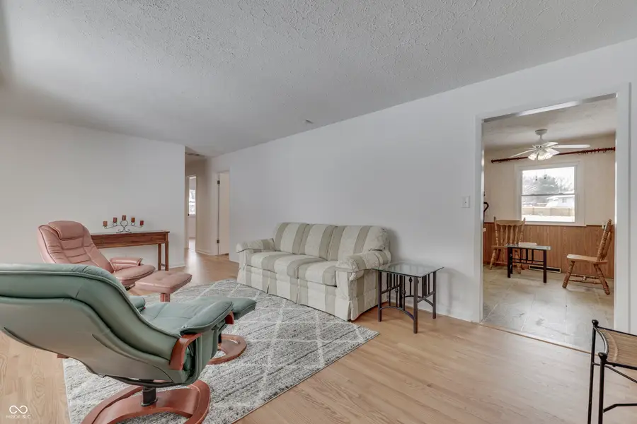 4555 Blackstone Drive, Indianapolis, IN 46237 - Image #3