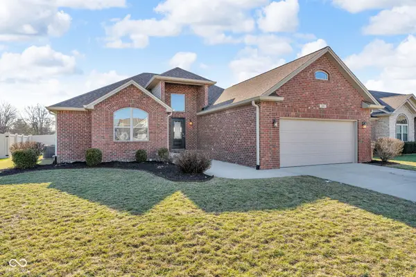 2565 Coneflower Court, Columbus, IN 47201