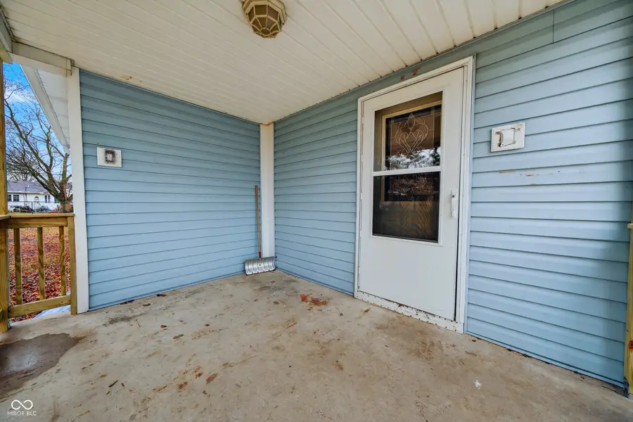 2327 N F Street, Elwood, IN 46036 - Image #2