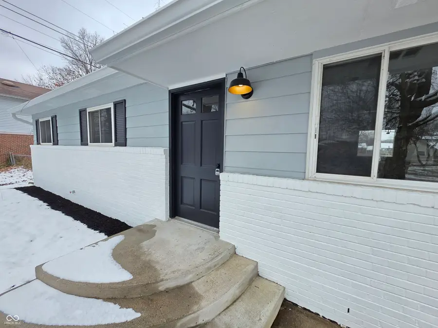 48 Eastridge Drive, Greenwood, IN 46143 - Image #2