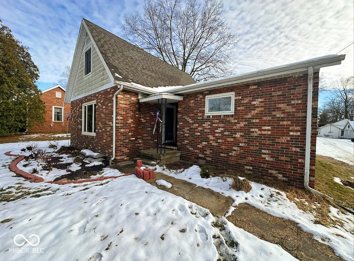 830 Jefferson Street, Covington, IN 47932 - Image #1