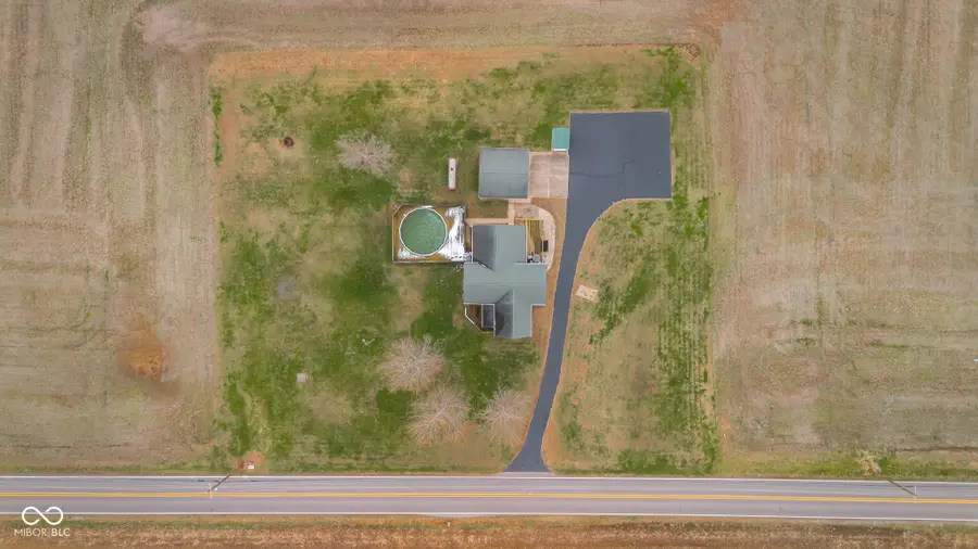 4725 S 250 E, Columbus, IN 47201 - Image #3