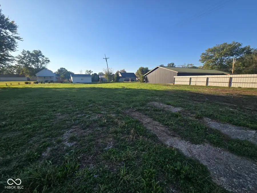 6 8th Street Nw, Linton, IN 47441 - Image #3