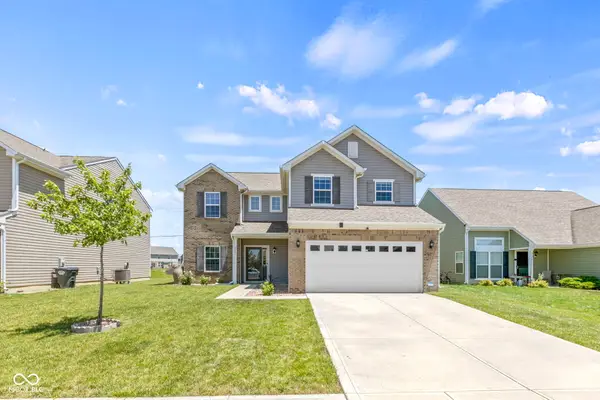 2581 Shadowbrook Trace, Greenwood, IN 46143
