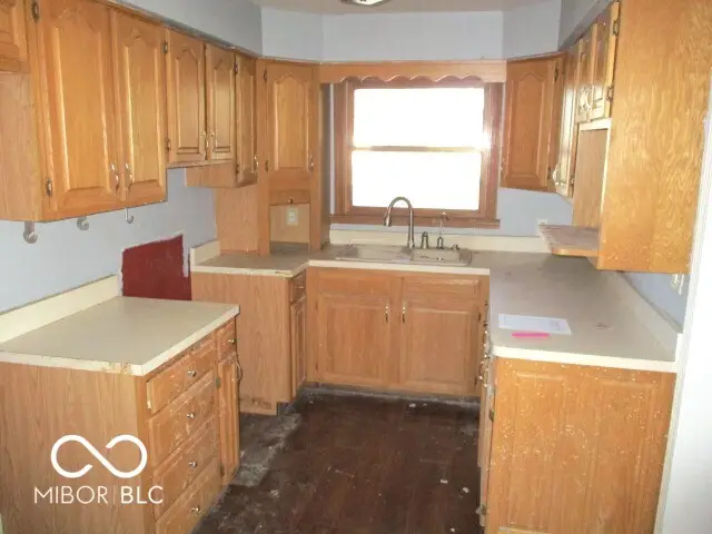 111 Hillcrest Drive, Shelbyville, IN 46176 - Image #3