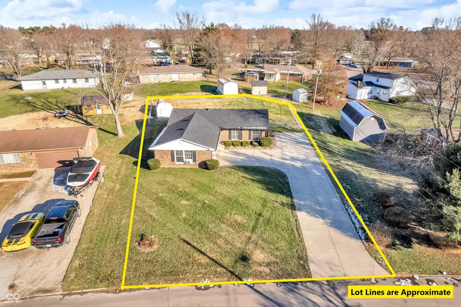 1723 Midland Drive, Franklin, IN 46131 - Image #2