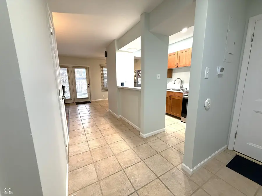 1125 Canterbury Court #B, Indianapolis, IN 46260 - Image #3