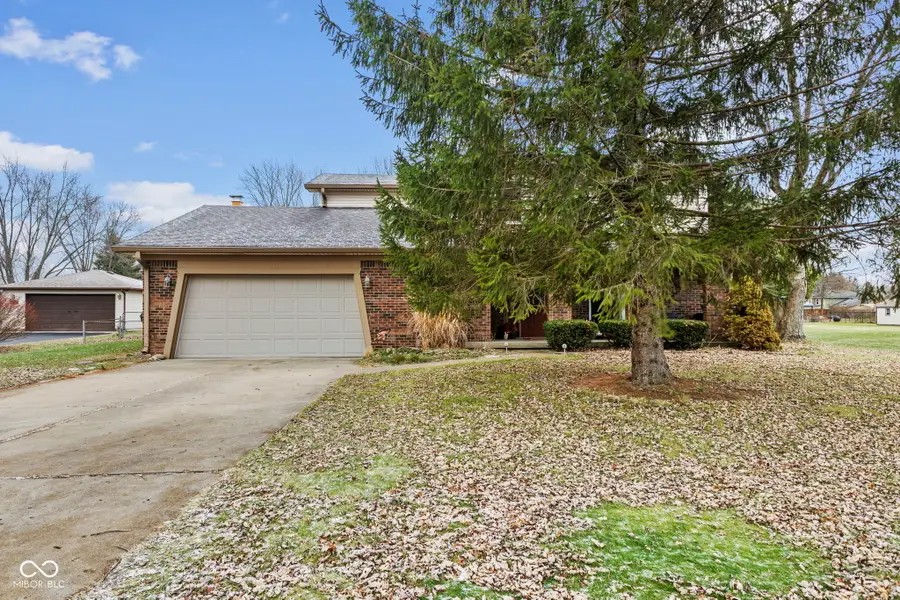 1115 S Quail Court, New Palestine, IN 46163 - Image #2