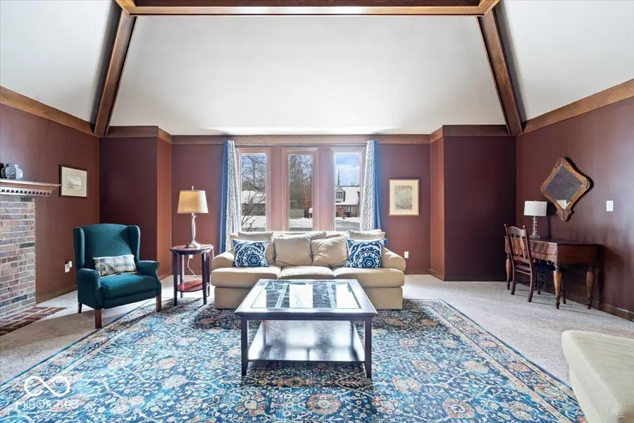 3966 S Heritage Court, New Palestine, IN 46163 - Image #3