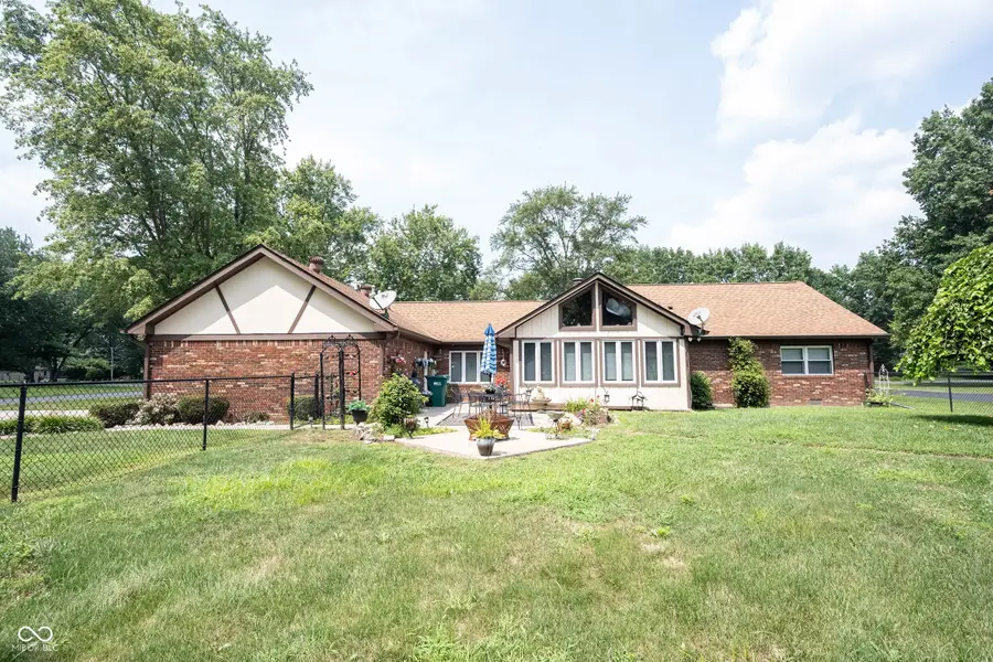 5179 W Blue Bell Drive, New Palestine, IN 46163 - #2