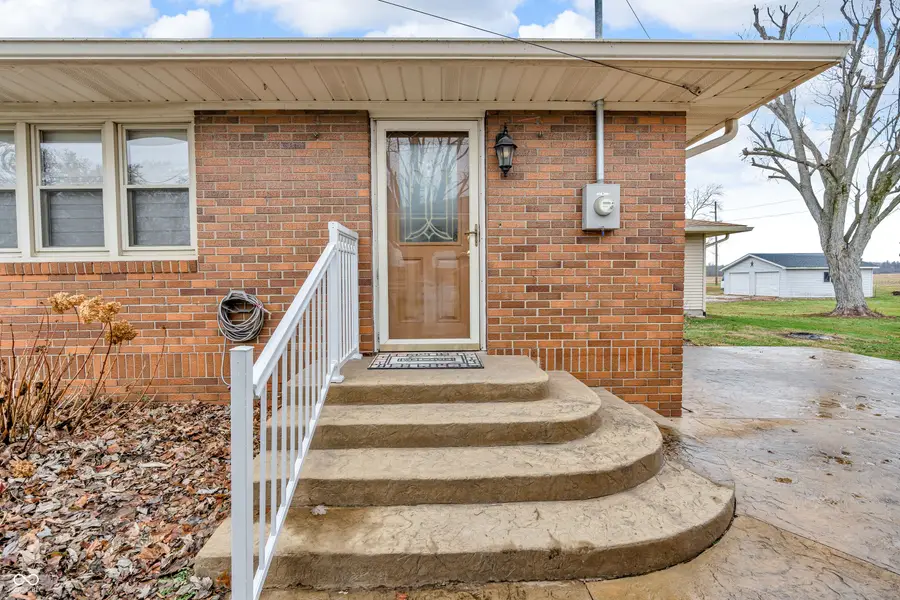 1485 E Us Highway 40, Brazil, IN 47834 - Image #3