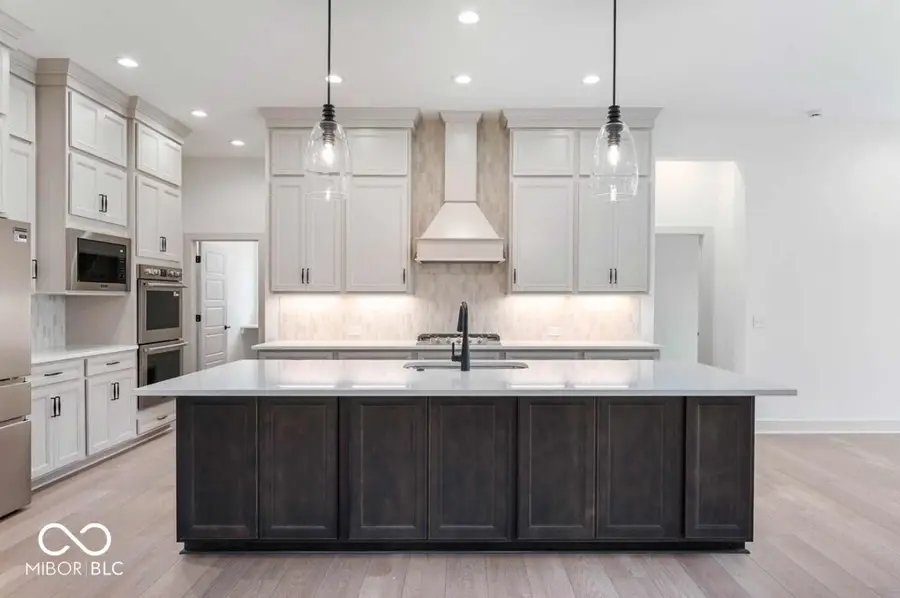 15979 Vitalize Run, Fishers, IN 46040 - Image #3