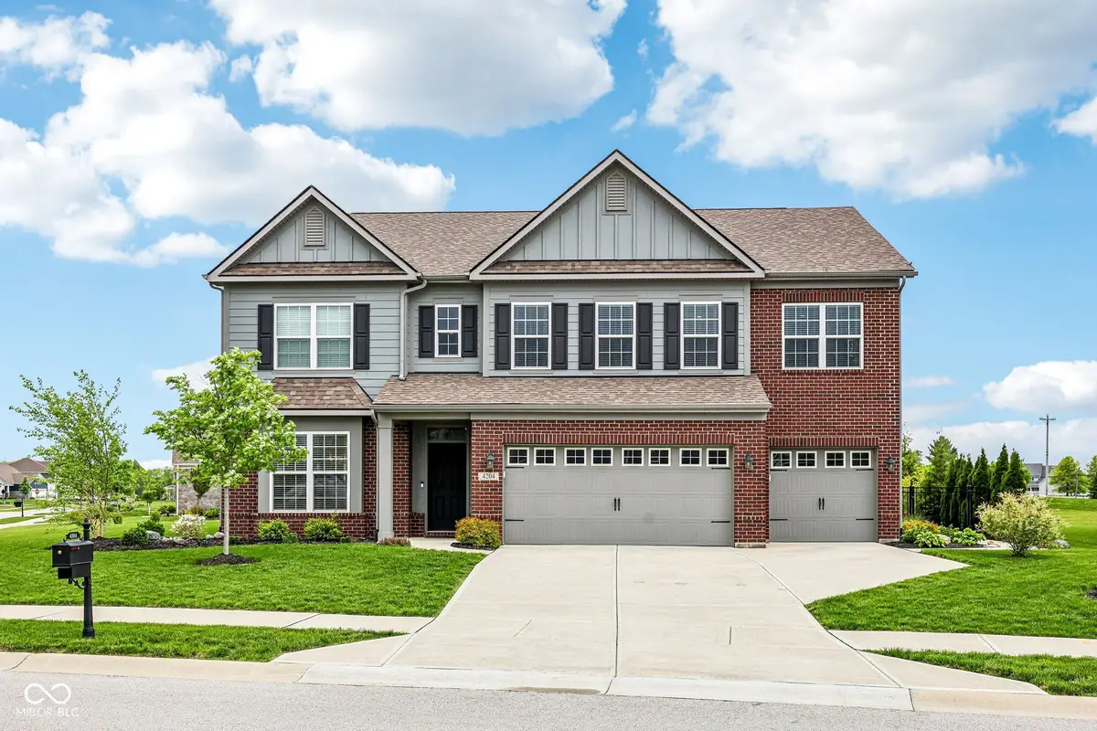 4204 Omaha Drive, Bargersville, IN 46106 - Image #1