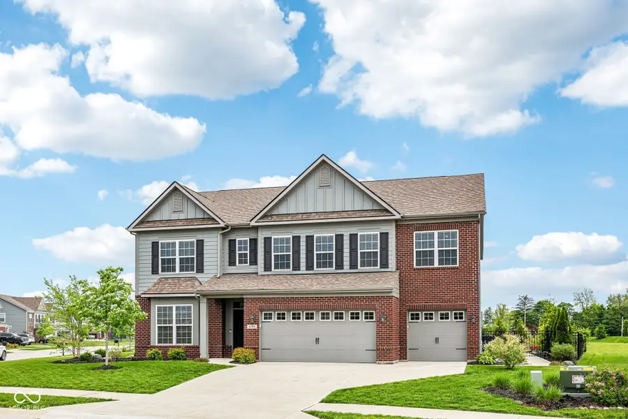 4204 Omaha Drive, Bargersville, IN 46106 - Image #2